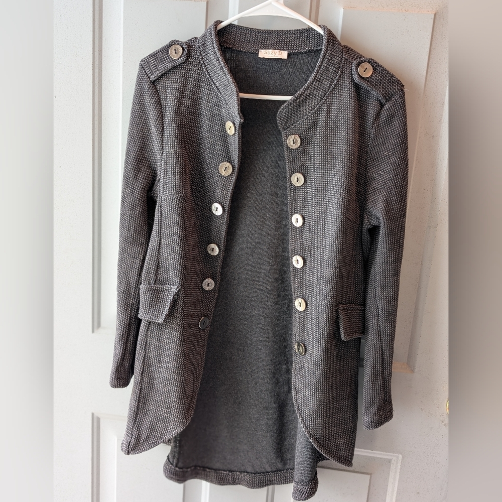 Chic Gray Button-Up Jacket - image 2